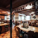 Hotel Zum Goldenen Hirsch 4*